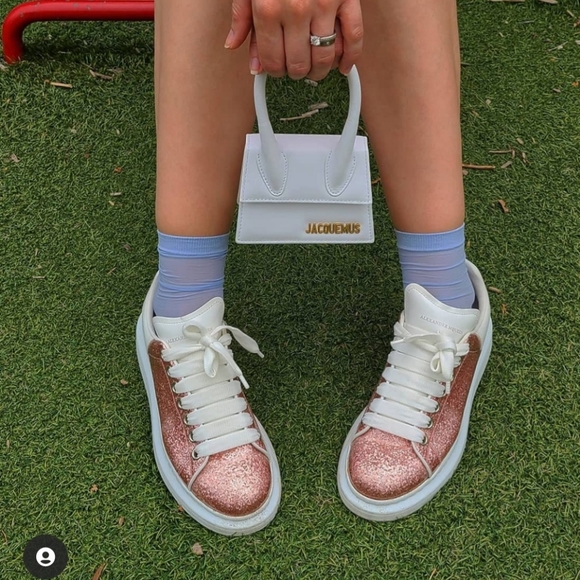 SOLD Alexander McQueen sneakers - Picture 2 of 9